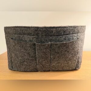 Gray Felt Tote Organizer Insert